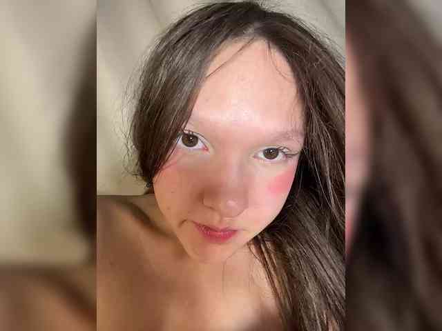 CuteLolly webcam