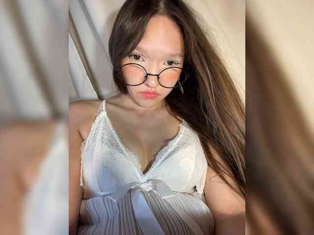 CuteLolly webcam