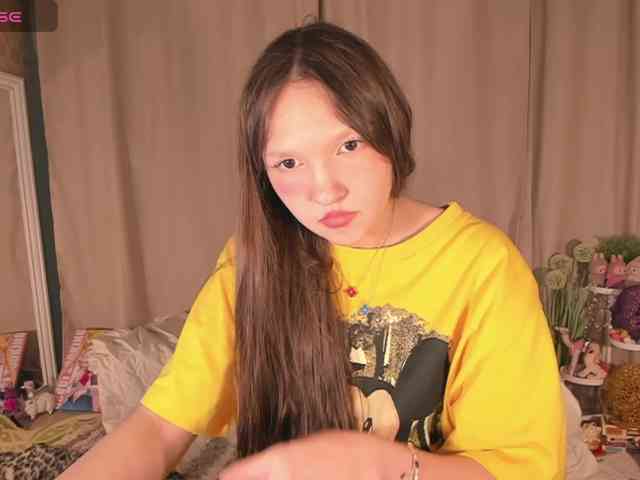 CuteLolly webcam