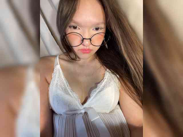 CuteLolly webcam