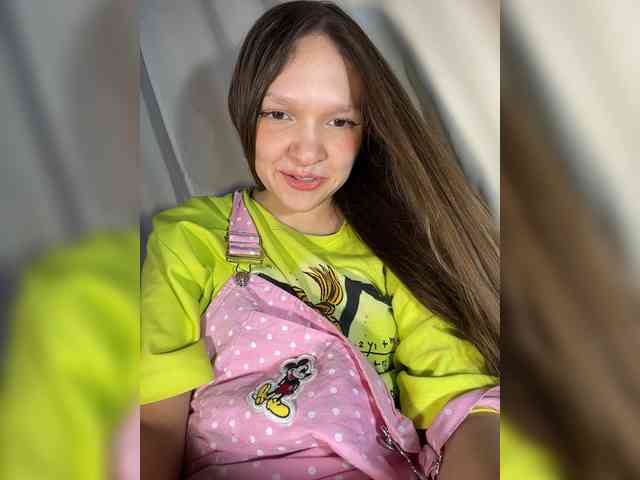 CuteLolly webcam