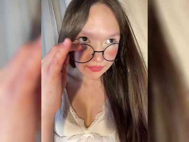 CuteLolly webcam