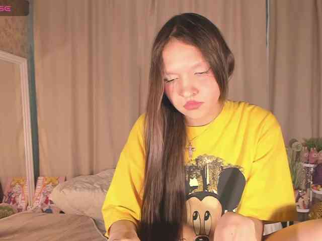CuteLolly webcam
