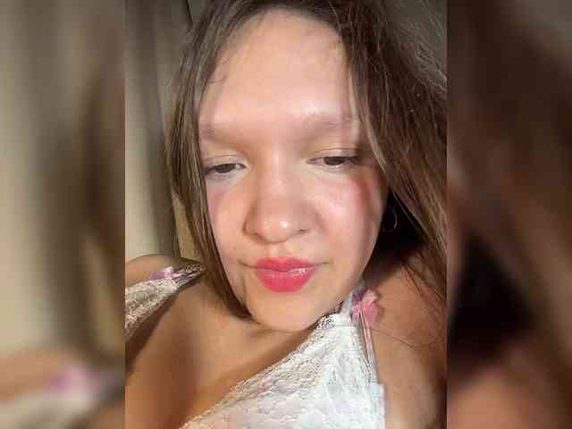 CuteLolly webcam