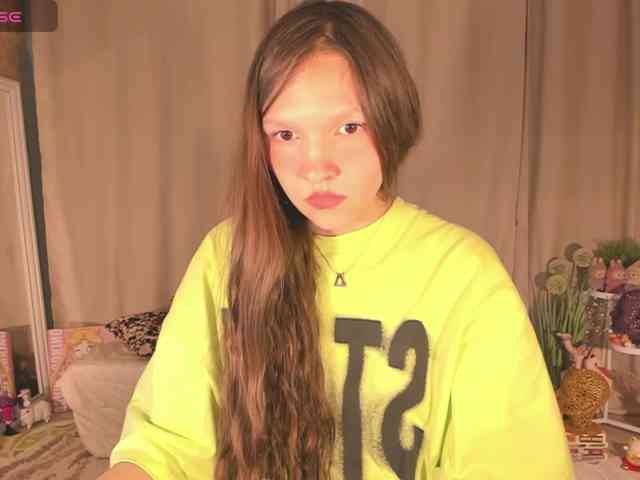 CuteLolly webcam