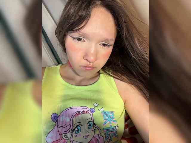 CuteLolly webcam