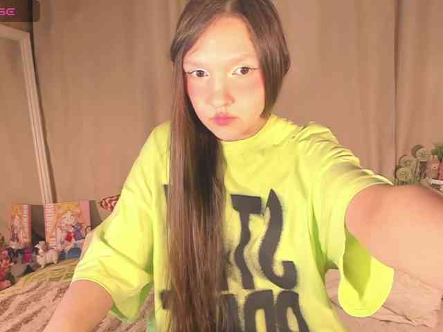 CuteLolly webcam