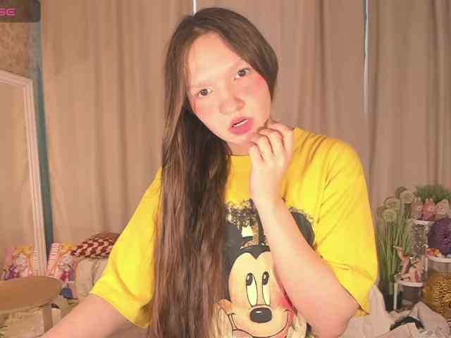 CuteLolly webcam