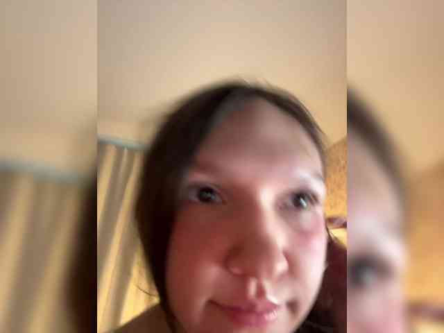 CuteLolly webcam