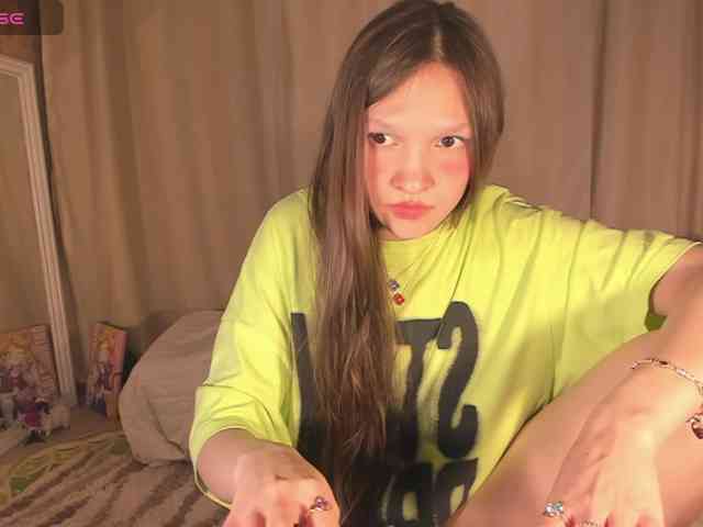 CuteLolly webcam