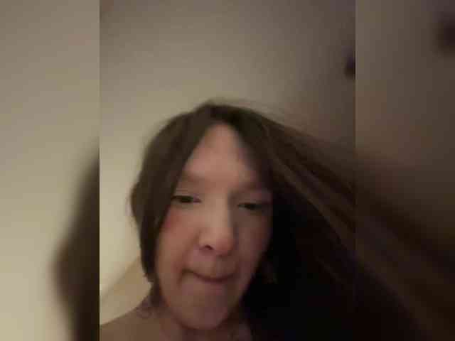 CuteLolly webcam