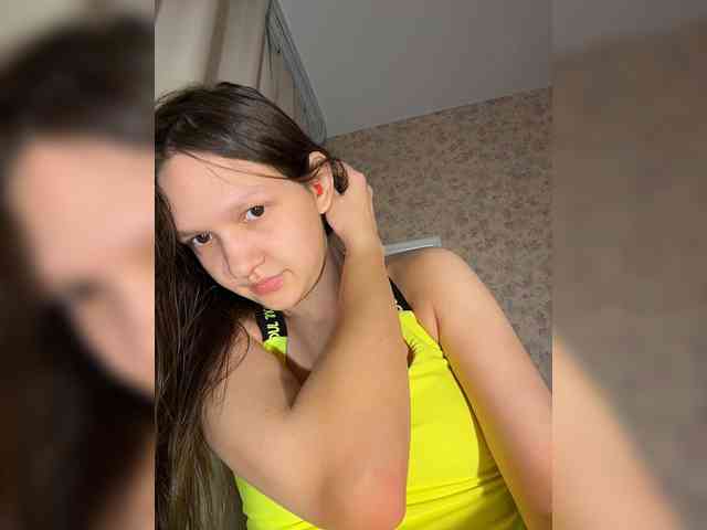 CuteLolly webcam