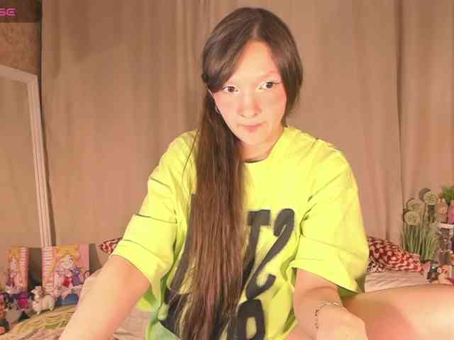 CuteLolly webcam