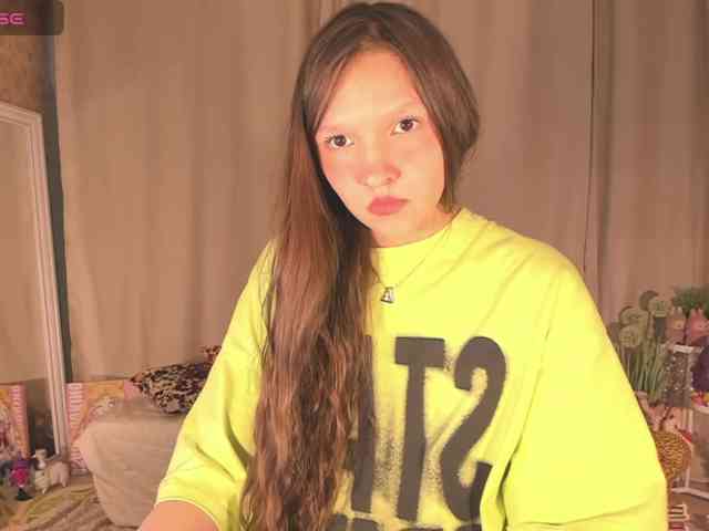 CuteLolly webcam
