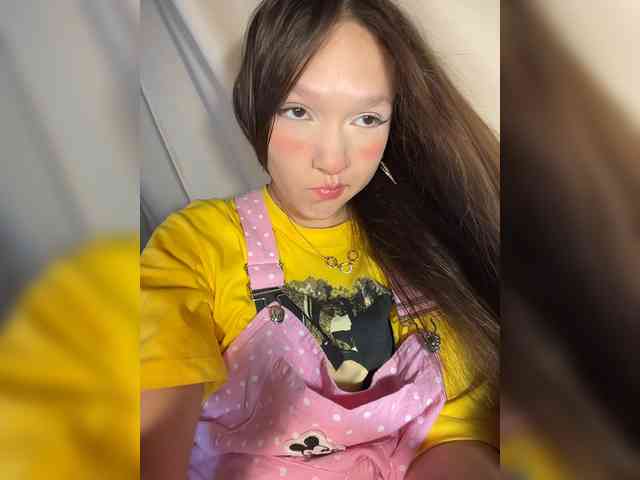 CuteLolly webcam
