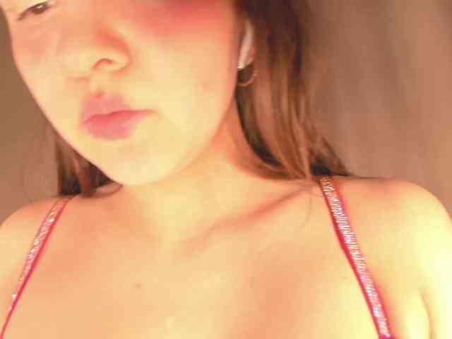 CuteLolly webcam