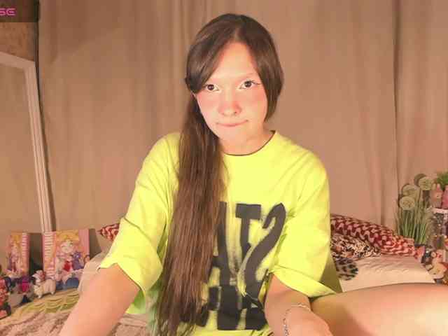 CuteLolly webcam