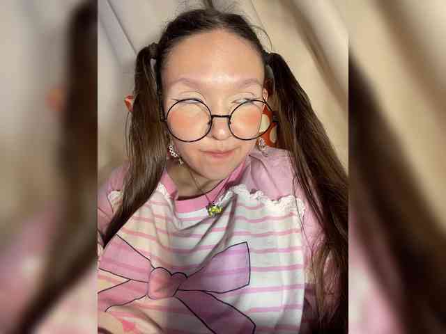 CuteLolly webcam