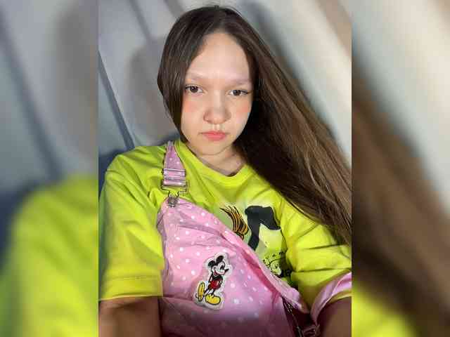 CuteLolly webcam