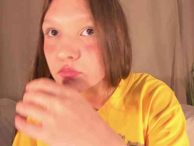 CuteLolly webcam