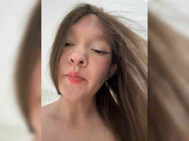 CuteLolly webcam