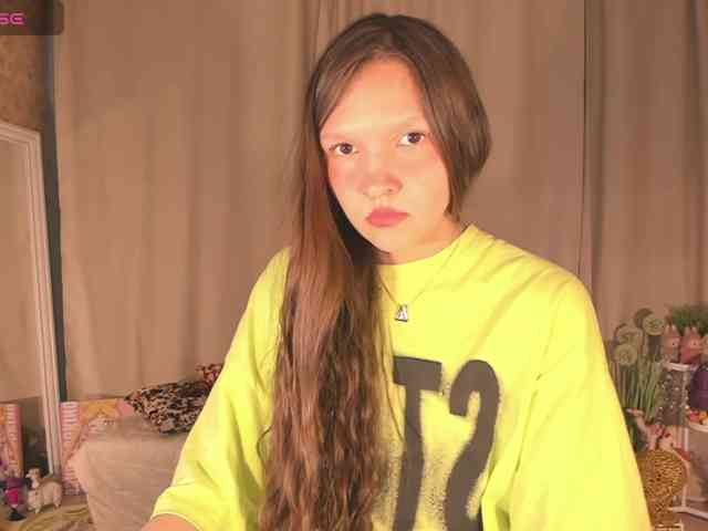 CuteLolly webcam
