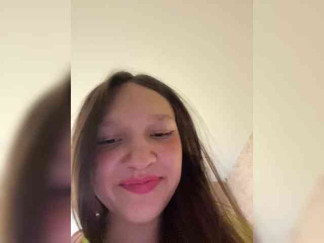 CuteLolly webcam