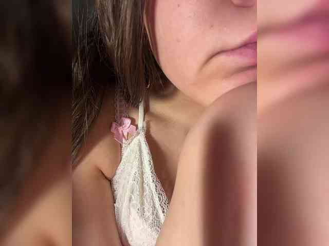 CuteLolly webcam