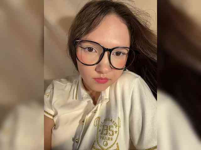 CuteLolly webcam