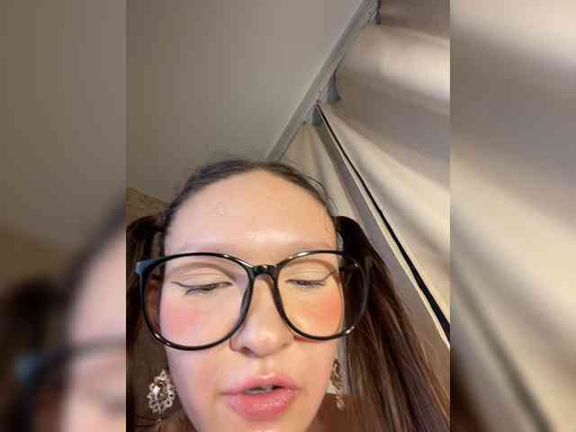 CuteLolly webcam
