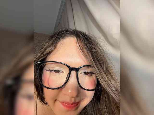 CuteLolly webcam