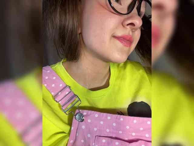 CuteLolly webcam