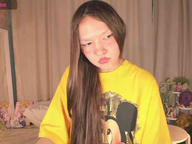 CuteLolly webcam
