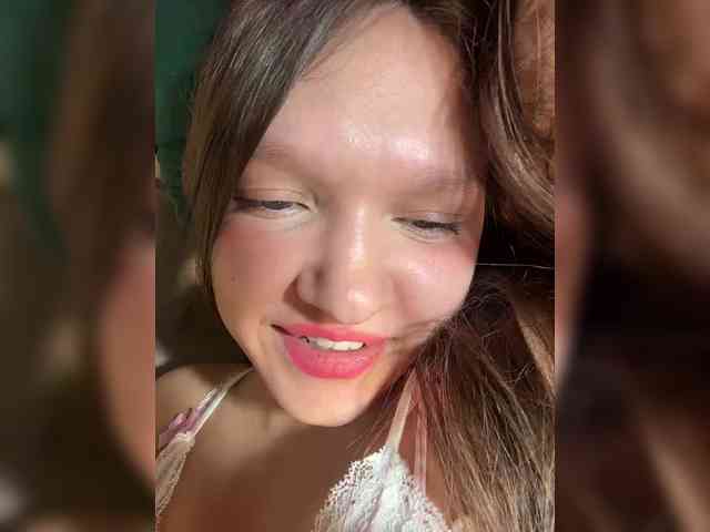 CuteLolly webcam