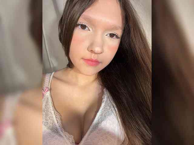 CuteLolly webcam