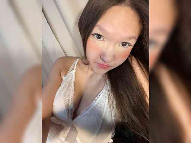 CuteLolly webcam