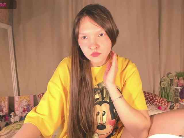 CuteLolly webcam