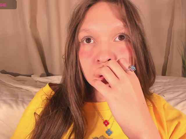 CuteLolly webcam