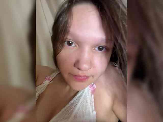 Cute-Lolly Live Webcam on BongaCams
