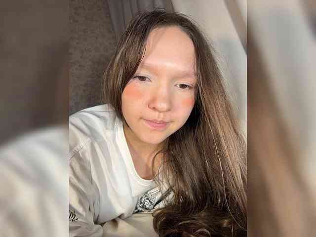CuteLolly webcam