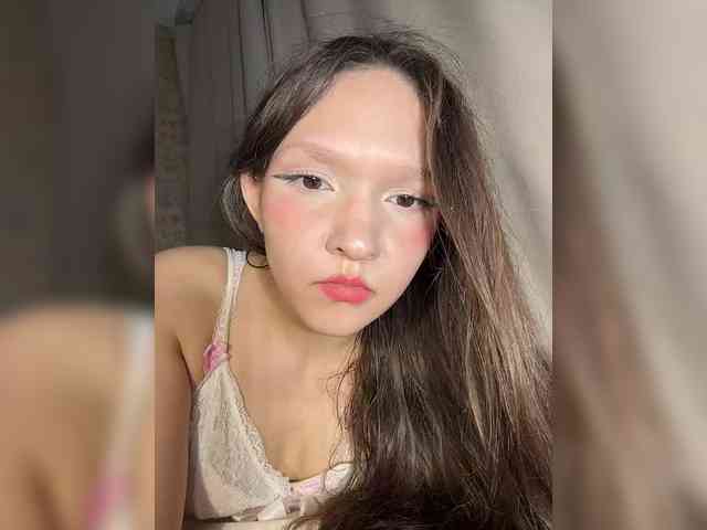 CuteLolly webcam