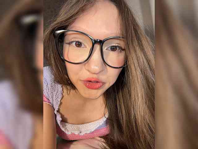 CuteLolly webcam