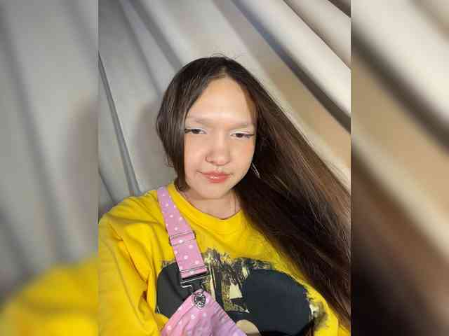 CuteLolly webcam