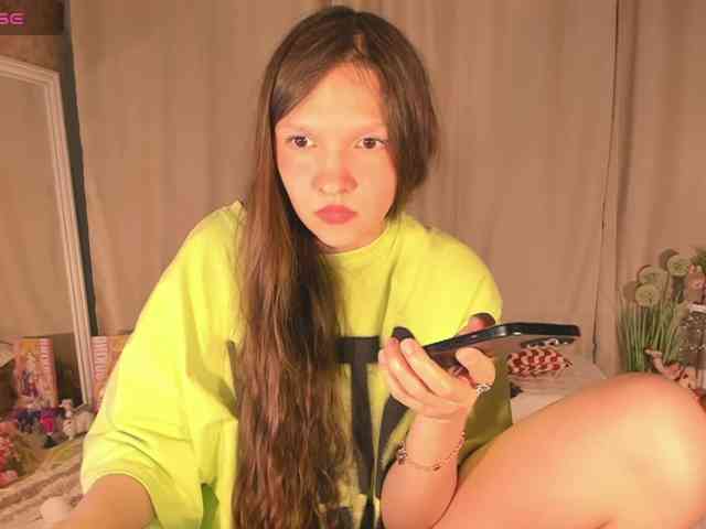 Cute-Lolly Live Webcam on BongaCams