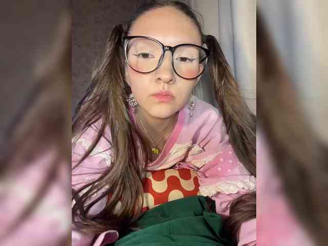 CuteLolly webcam