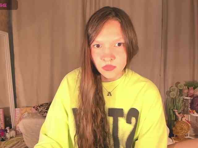 CuteLolly webcam