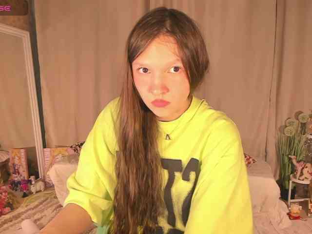 CuteLolly webcam