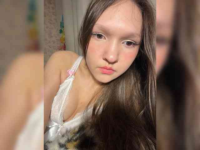 CuteLolly webcam