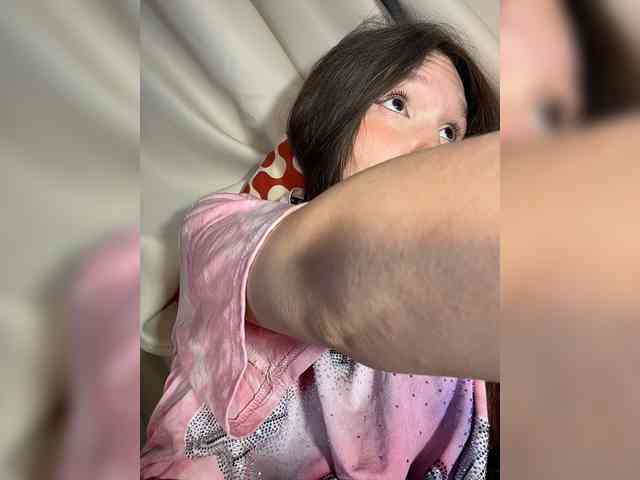 CuteLolly webcam