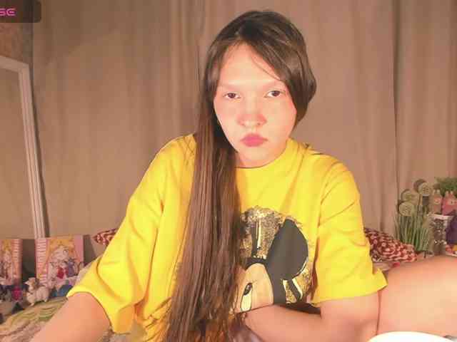 CuteLolly webcam